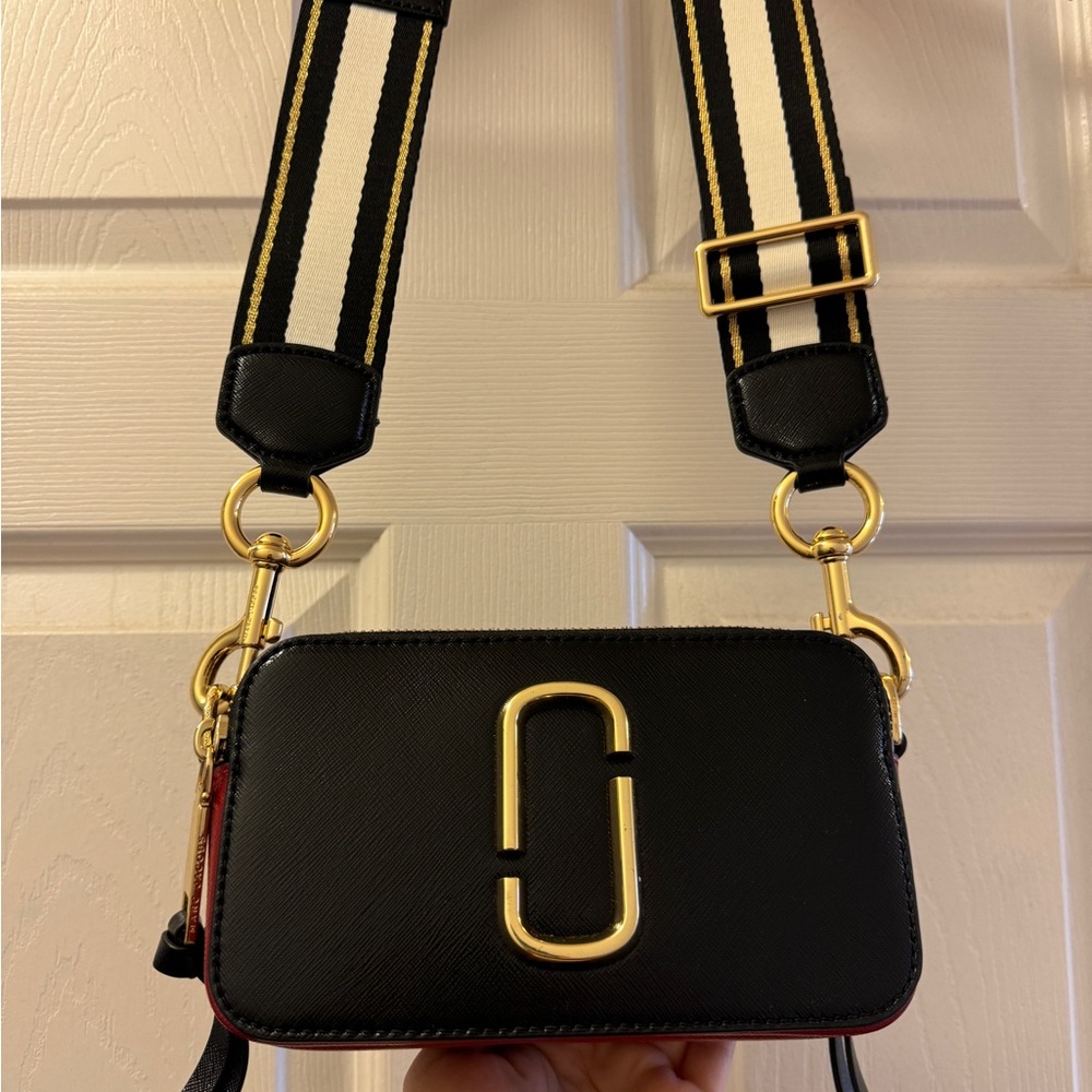 Marc Jacobs crossbody bag